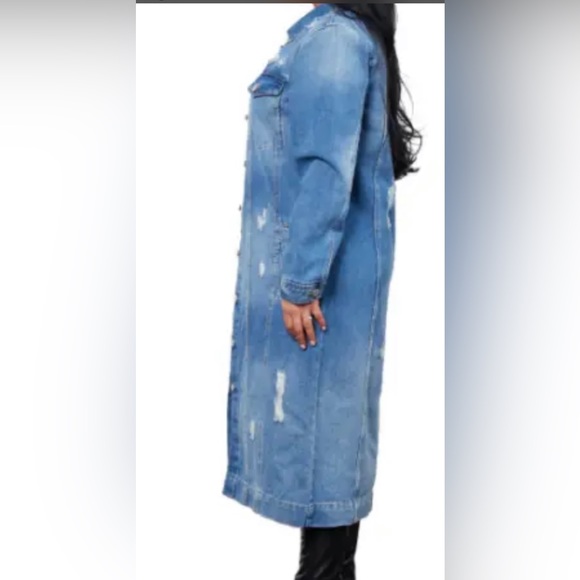 Amazing distressed denim shacket great addition to any outfit ! - Picture 2 of 3